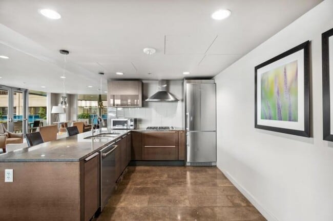 Building Photo - 1 bedroom in Seattle WA 98101