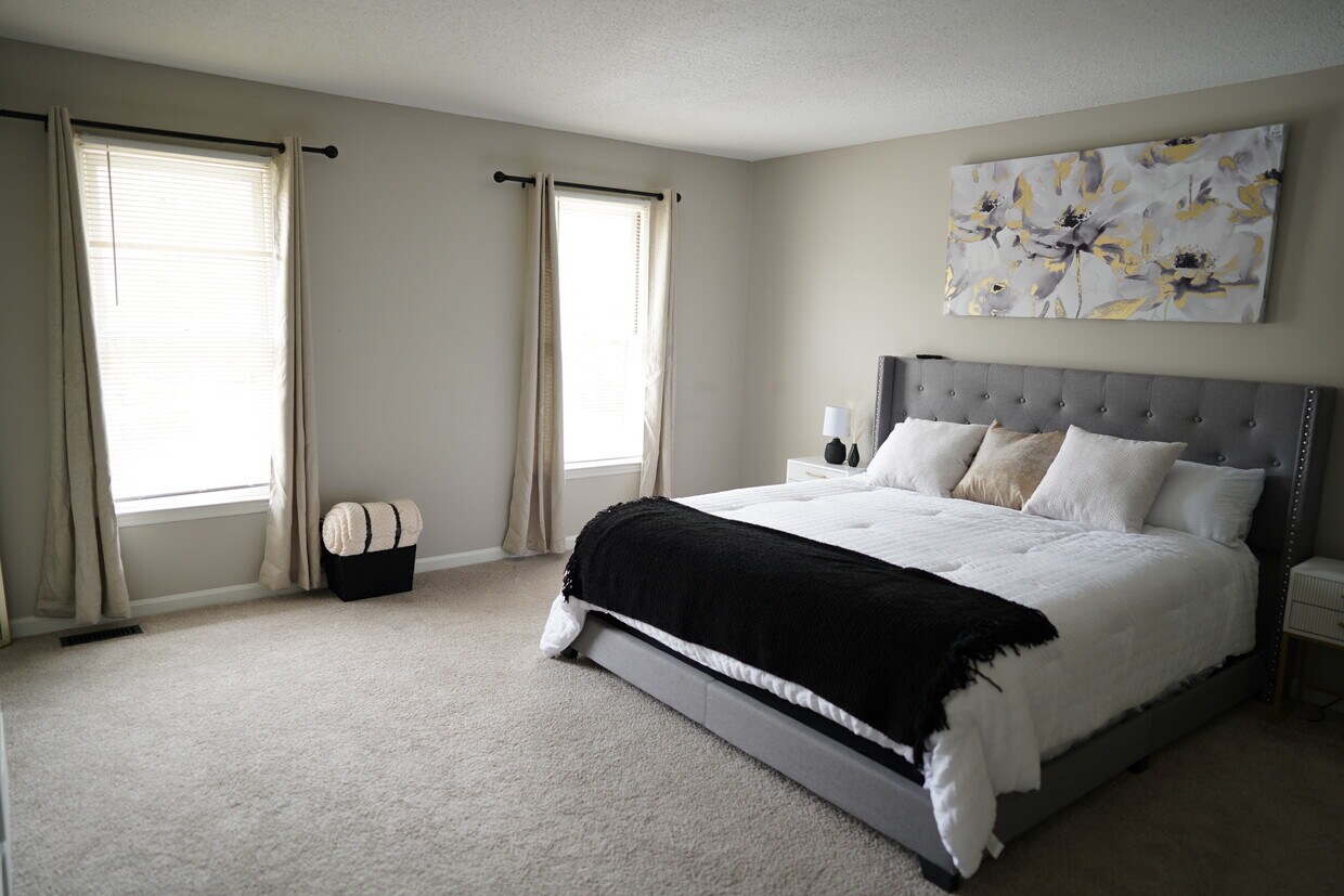 Foto principal - 32 Stonewall Way