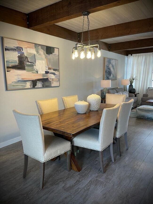 Foto del edificio - 605 Kensington Pl