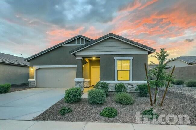 Building Photo - 5882 N 195th Dr