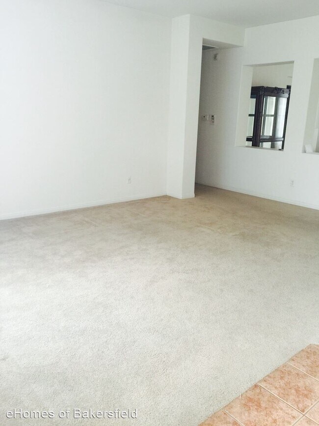 Foto del edificio - 3 br, 2 bath House - 10010 Seneca Falls Ave
