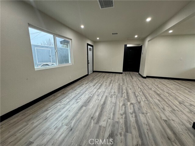Foto del edificio - 1214 Hardt St