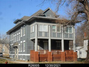 Building Photo - 602 SW 7th St