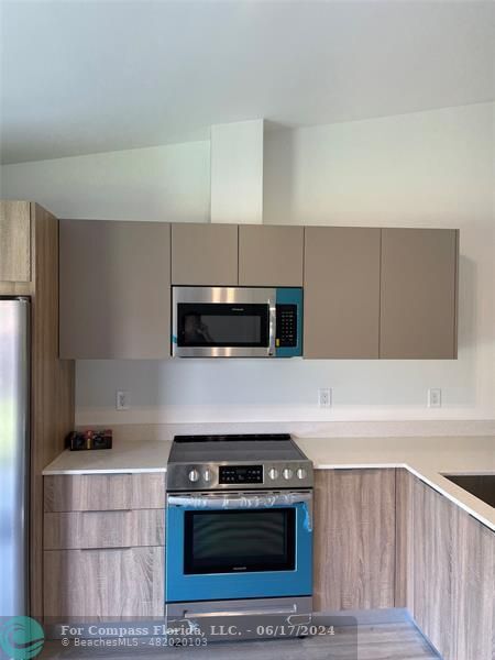Building Photo - 4741 SW 135th Pl