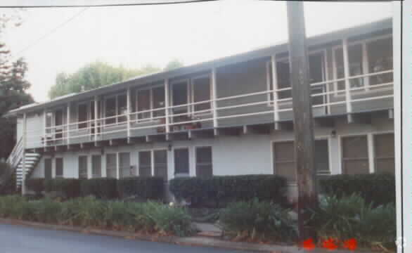Foto del edificio - 25 Willow Ave