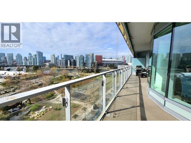 Photo du bâtiment - 181 W 1st Ave