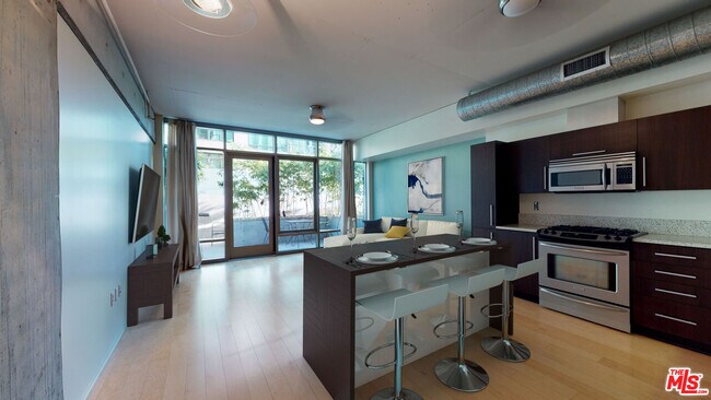 Foto del edificio - 1100 S Hope St