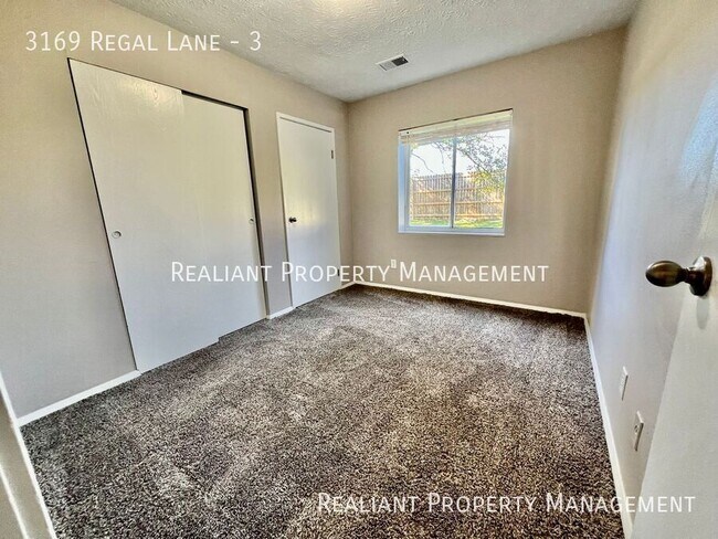 Building Photo - Here’s an updated version of the listing d...