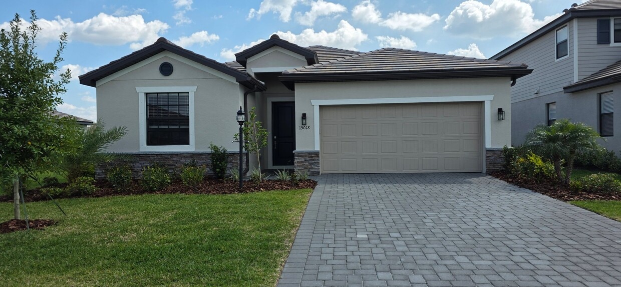 Photo - 15116 Oxford Grey Dr (Bradenton, FL)
