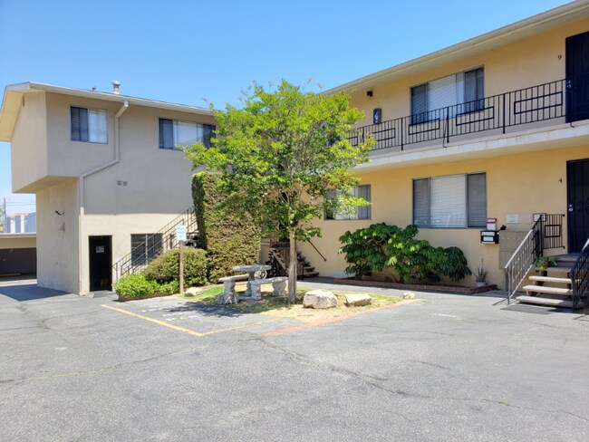 Building Photo - 3701 Emerald St
