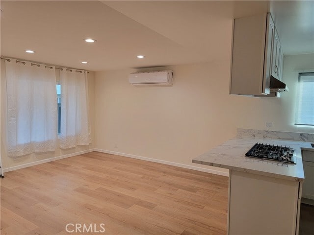 Building Photo - 16010 Dalton Ave