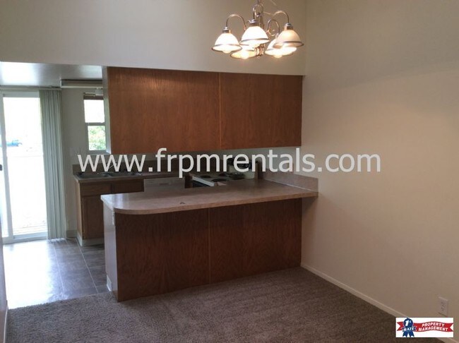 Foto del edificio - 1486 N Hartman St