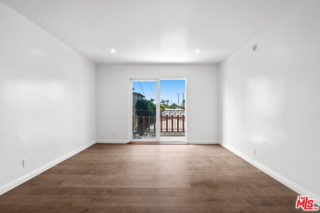 Foto del edificio - 616 Sunset Ave