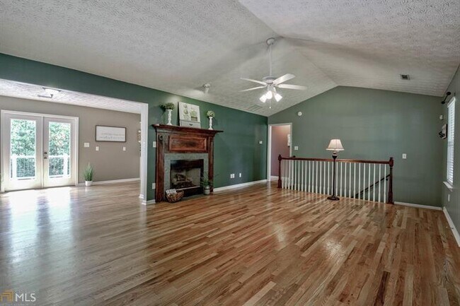Building Photo - 271 Shell Rd