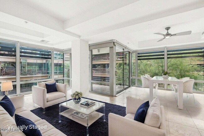 Foto del edificio - 7131 E Rancho Vista Dr