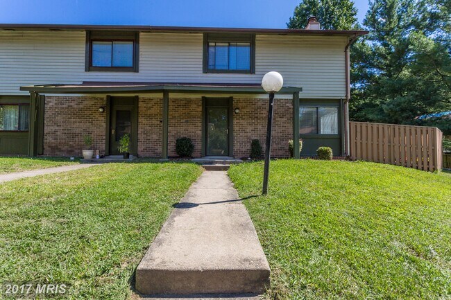 Foto del edificio - 5735 Nordeen Oak Ct