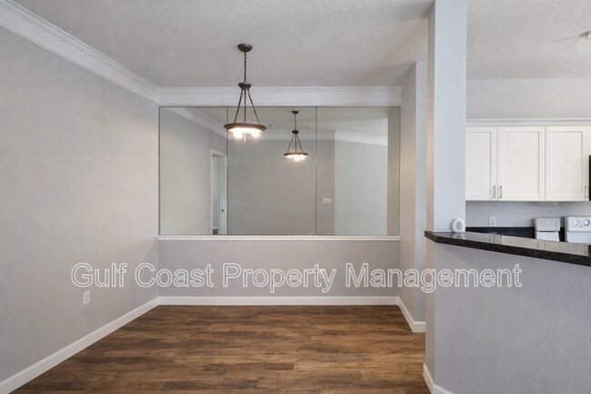Foto del edificio - 4802 51st St W