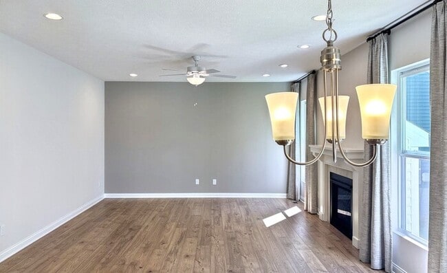Building Photo - 6495 Drasco Dr