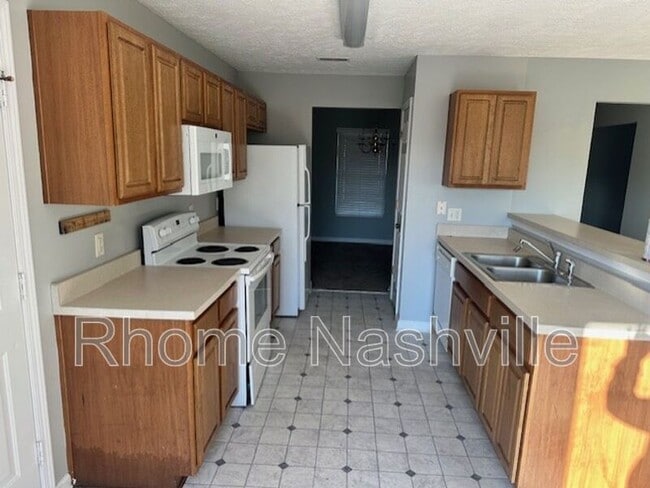 Photo - 2409 Edencrest Dr House