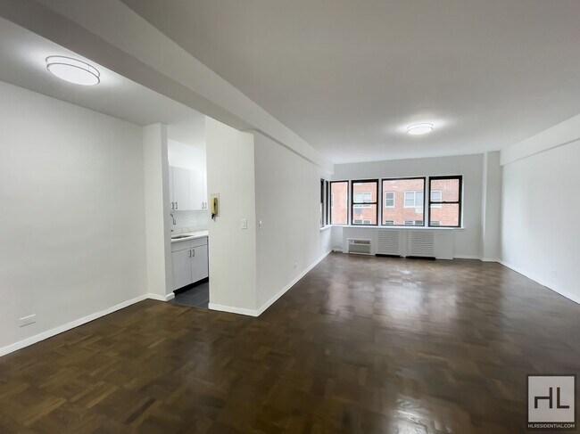 Building Photo - BEEKMAN PLACE