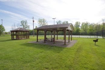 Building Photo - 2015 Fox Point Trl