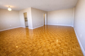 Building Photo - Rudfel Apartments