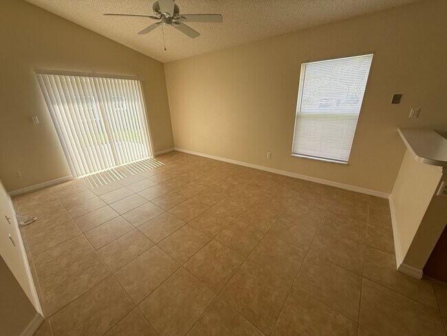 Building Photo - 113 Prairie Dune Way
