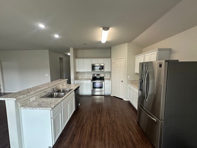 Foto del edificio - 20 Summer Breeze Rd