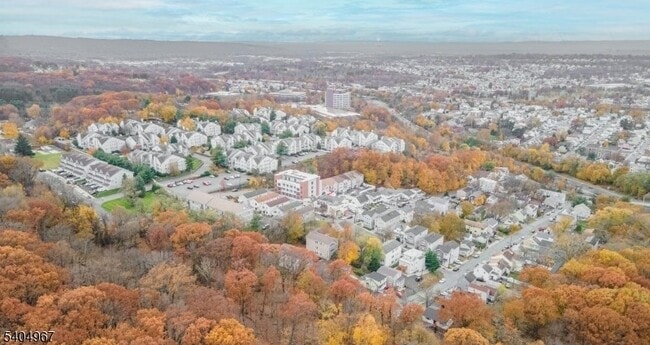 Foto del edificio - 318 Dixon Ave