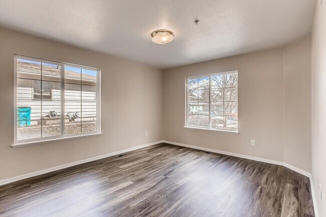 Building Photo - 1731 Morningside Drive C
