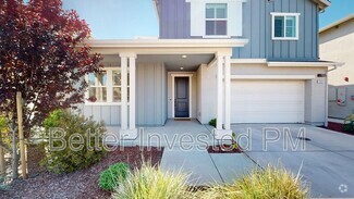 Building Photo - 1437 Oak Cir