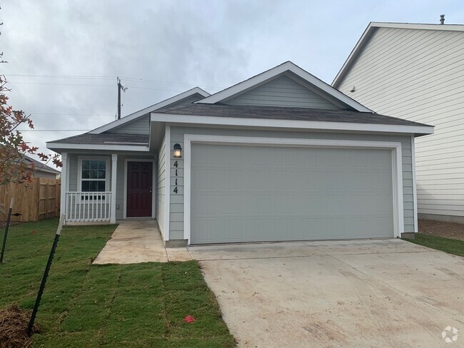 Building Photo - 4114 Mesa Cove