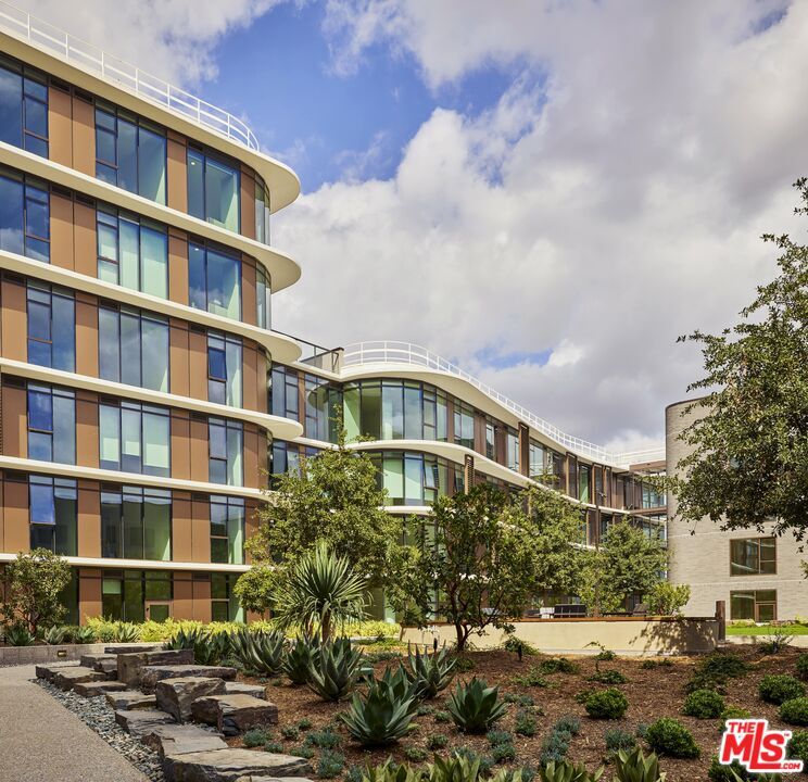 Foto principal - 700 Broadway