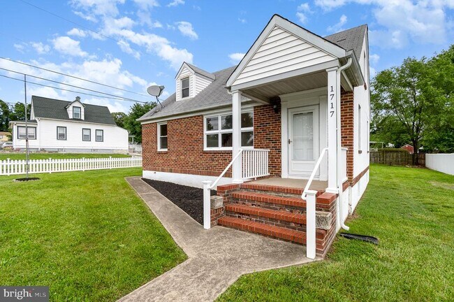 Building Photo - 1717 Bayard Ave