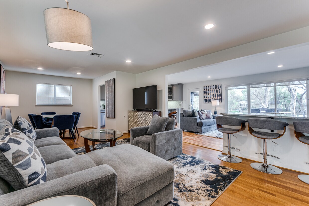 Foto principal - 3536 Timberview Rd
