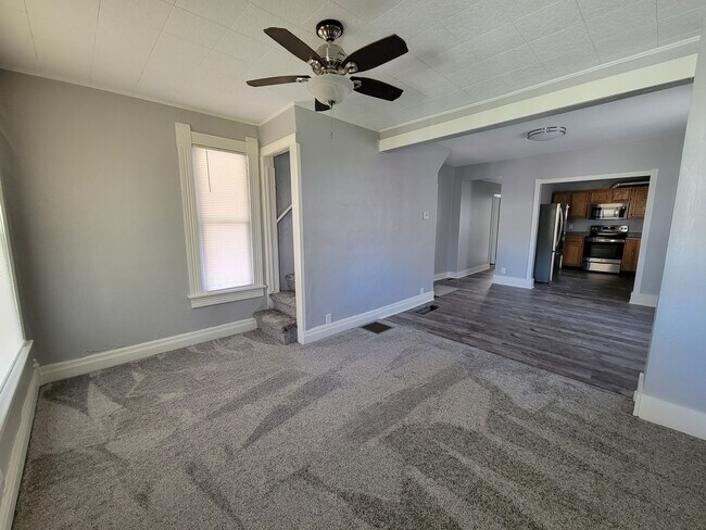 Building Photo - 1225 Neosho St