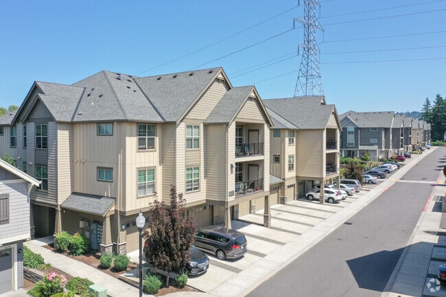 Building Photo - Springville Oaks