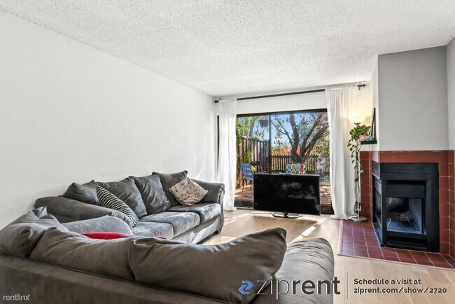 Building Photo - 2 br, 2.5 bath Townhome - 3690 Rocky Creek...