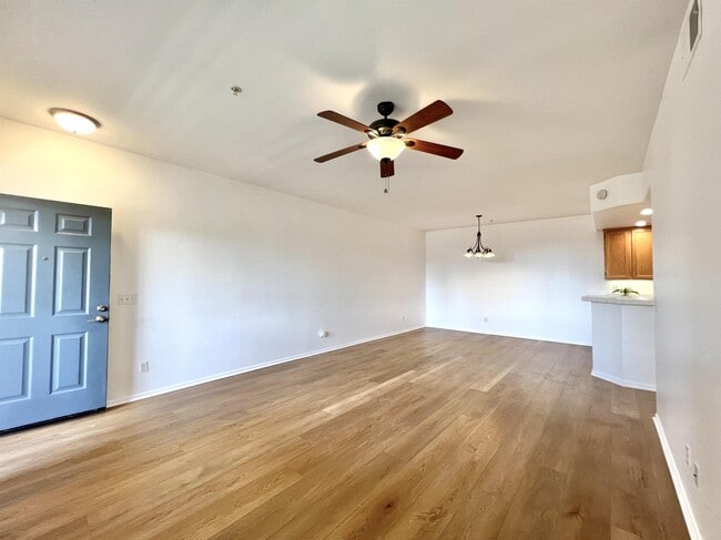 Foto del edificio - 1388 Challis Pl