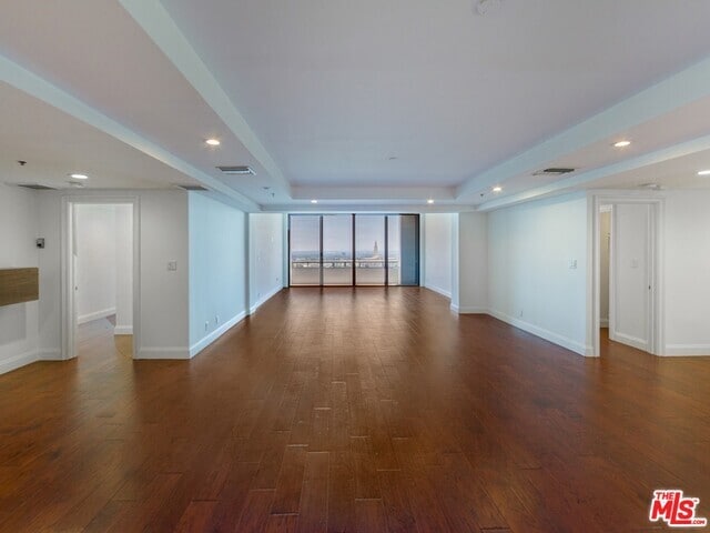 Foto del edificio - 10660 Wilshire Blvd