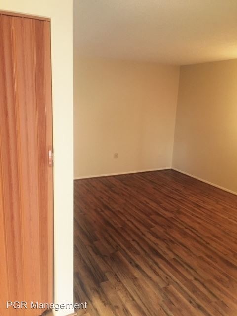 Foto del edificio - 1 br, 1 bath House - 181 Burgundy Hill Lane