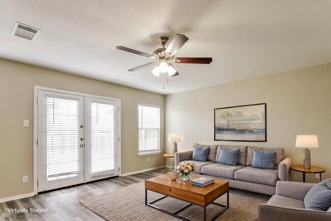 Foto del edificio - 6911 Waterfall Pass