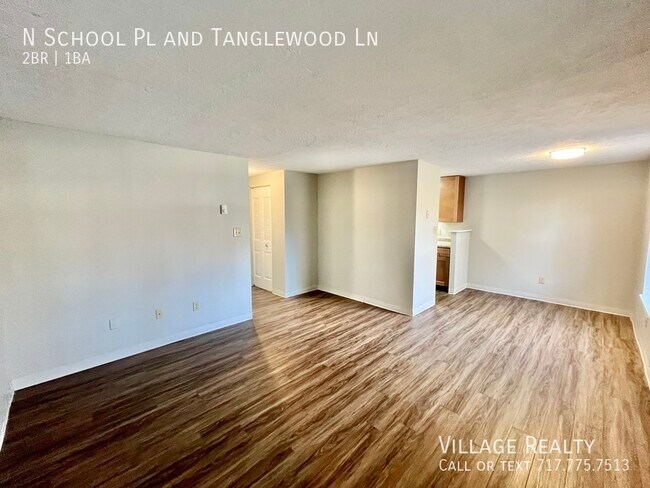 Foto del edificio - 319 N School Pl