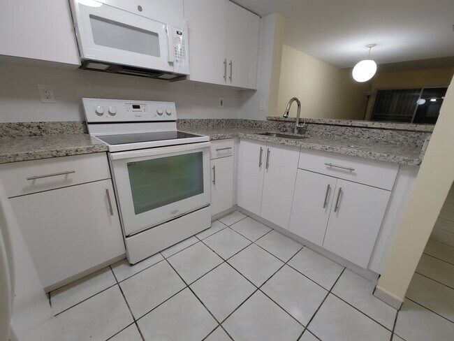 Foto del edificio - 2550 NW 26th St