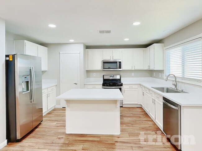 Foto del edificio - 102 Health Aster Ct