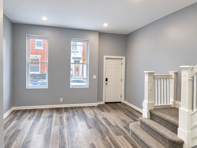 Photo - 2739 West Montgomery Avenue Townhome