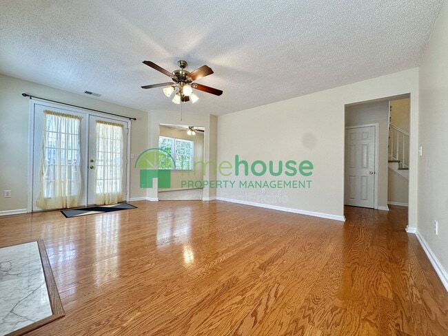 Building Photo - 3097 Polk Dr
