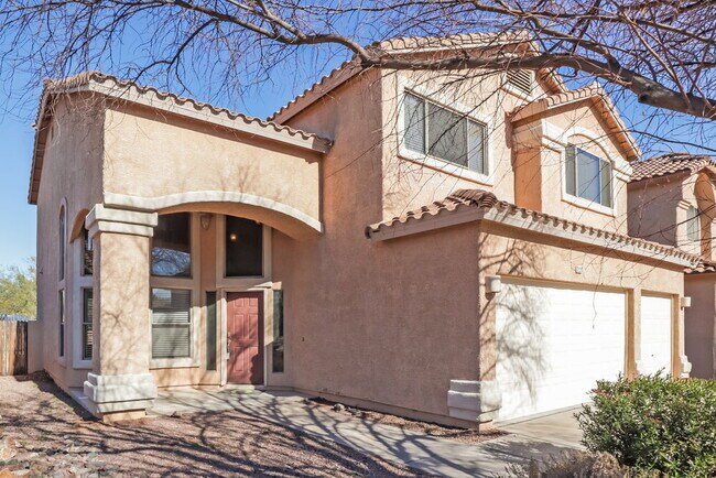 Building Photo - 355 E Camino Del Abeto