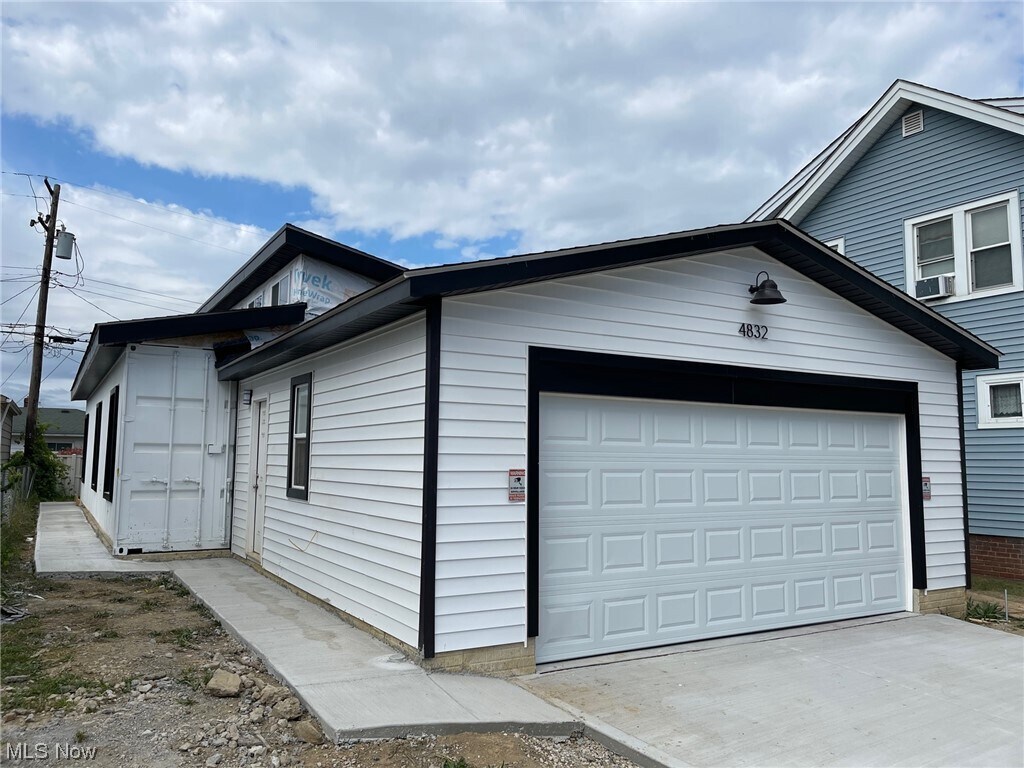 Foto principal - 4832 E 84th St