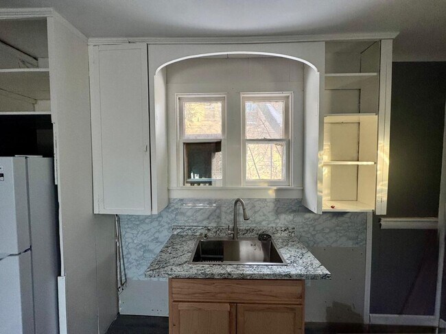 Foto del edificio - 114 S Carbon St